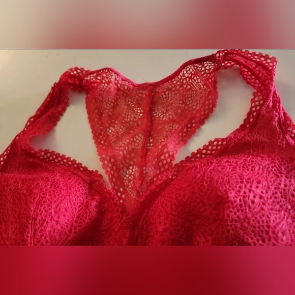 BOGO 50% Victorias Secret PINK Pull Over RazorBack Little Padding Bralette LARGE - Picture 3 of 5